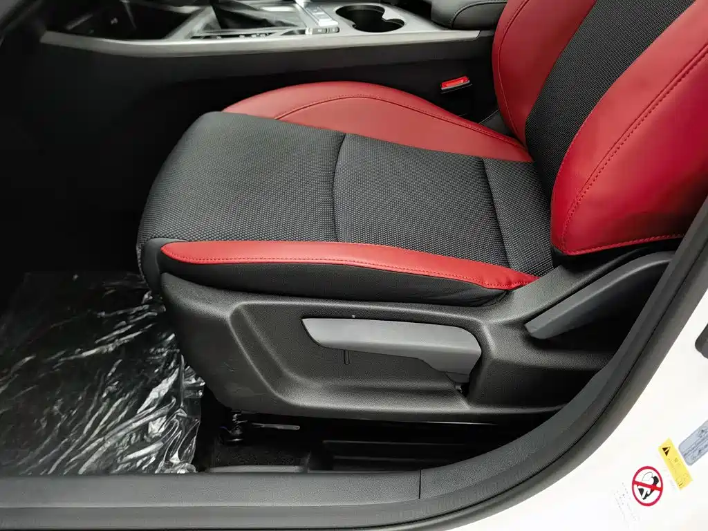 Changan CS35 PLUS 2024 2023 Enjoyment Edition 1.4T DCT Luxury