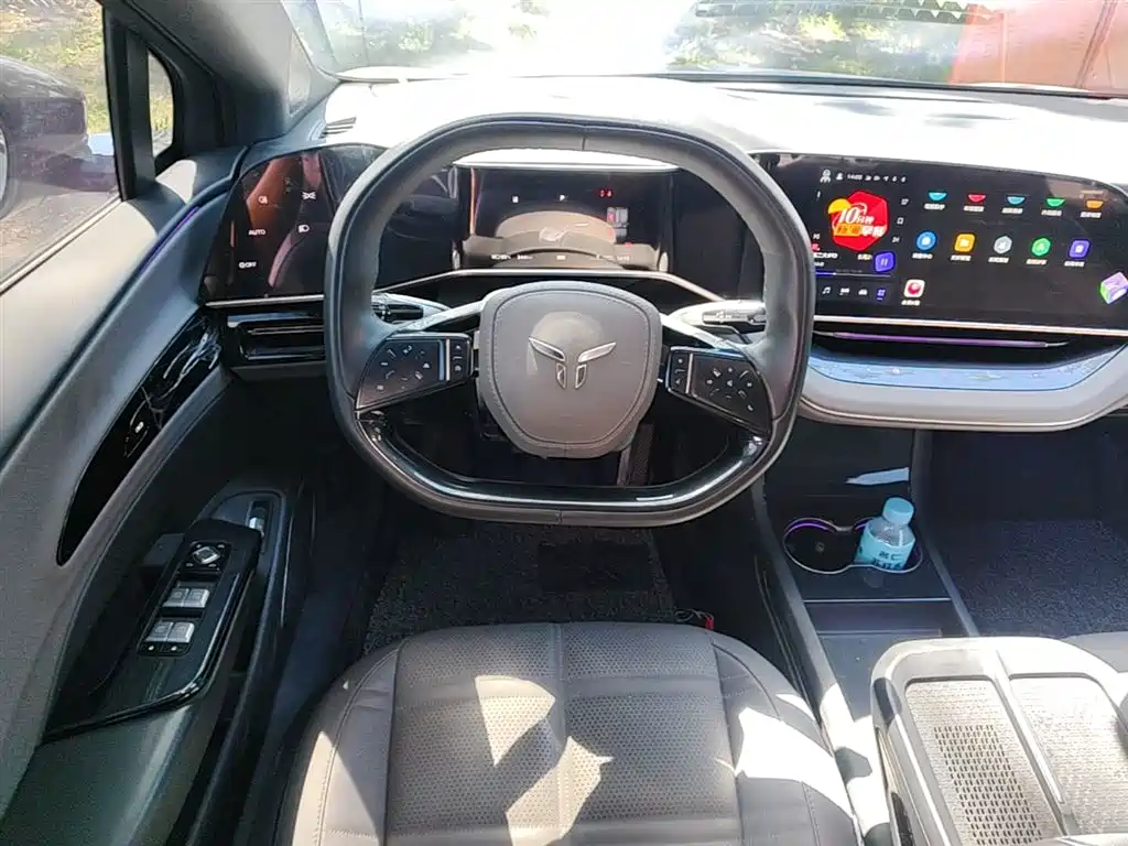 Hongqi EH7 2024 690 Pro фото 7