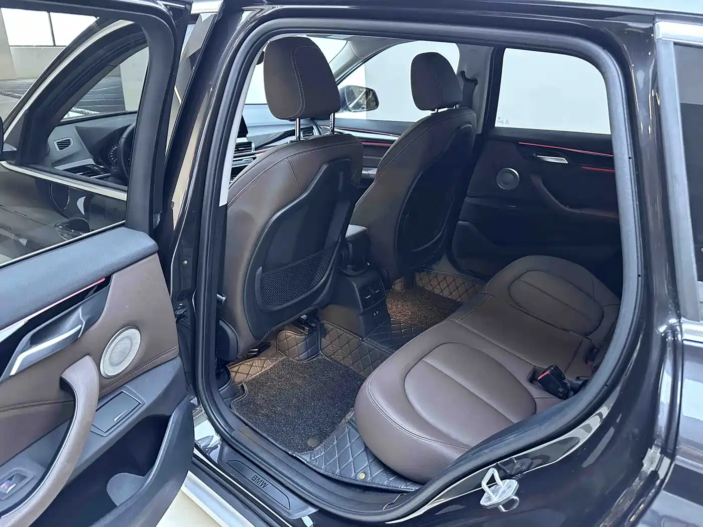 BMW X1 2022 sDrive20Li Premium фото 10