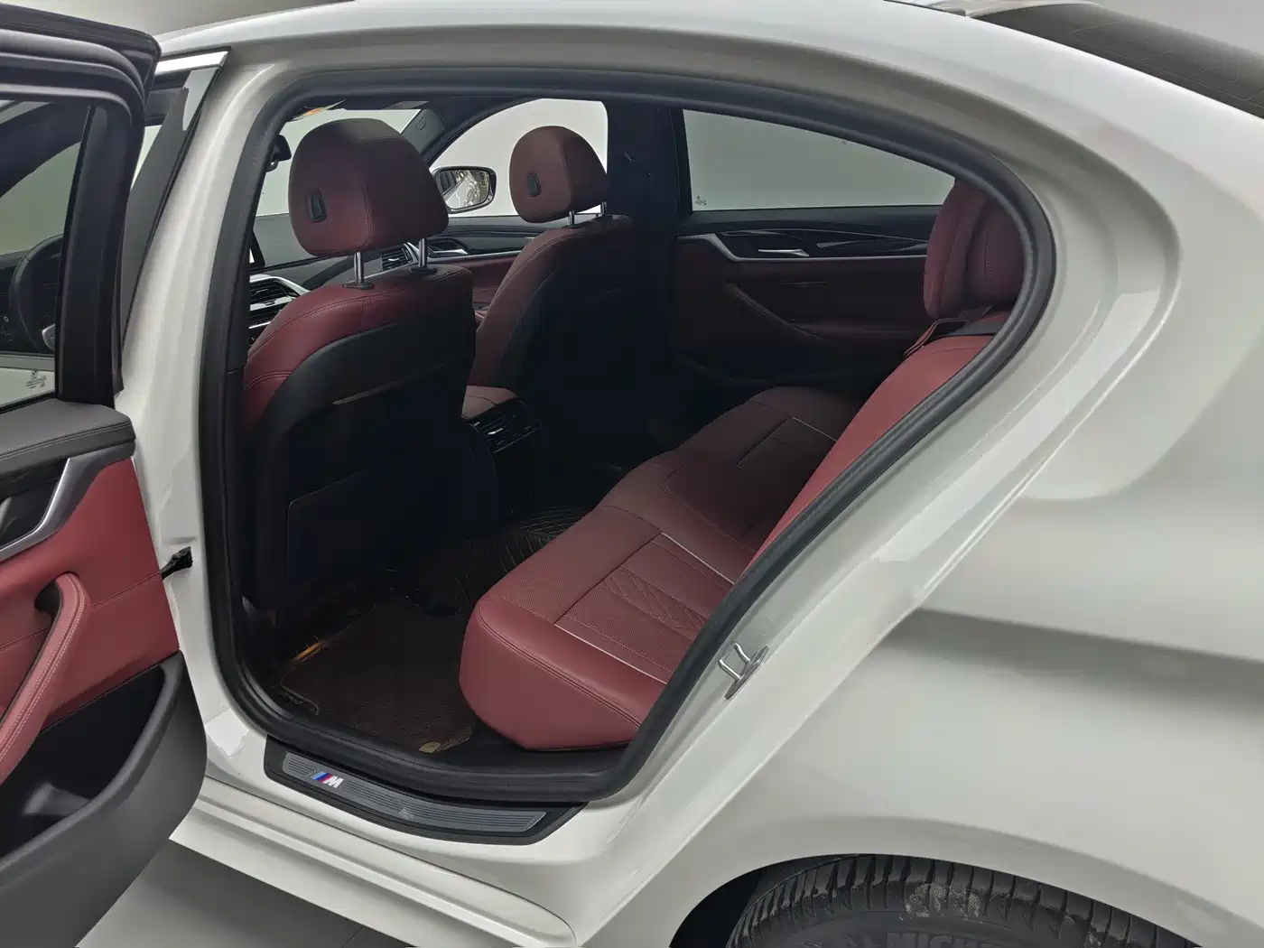 BMW 5 Series 2022 Model Second Facelift 525Li M Sport Package фото 7