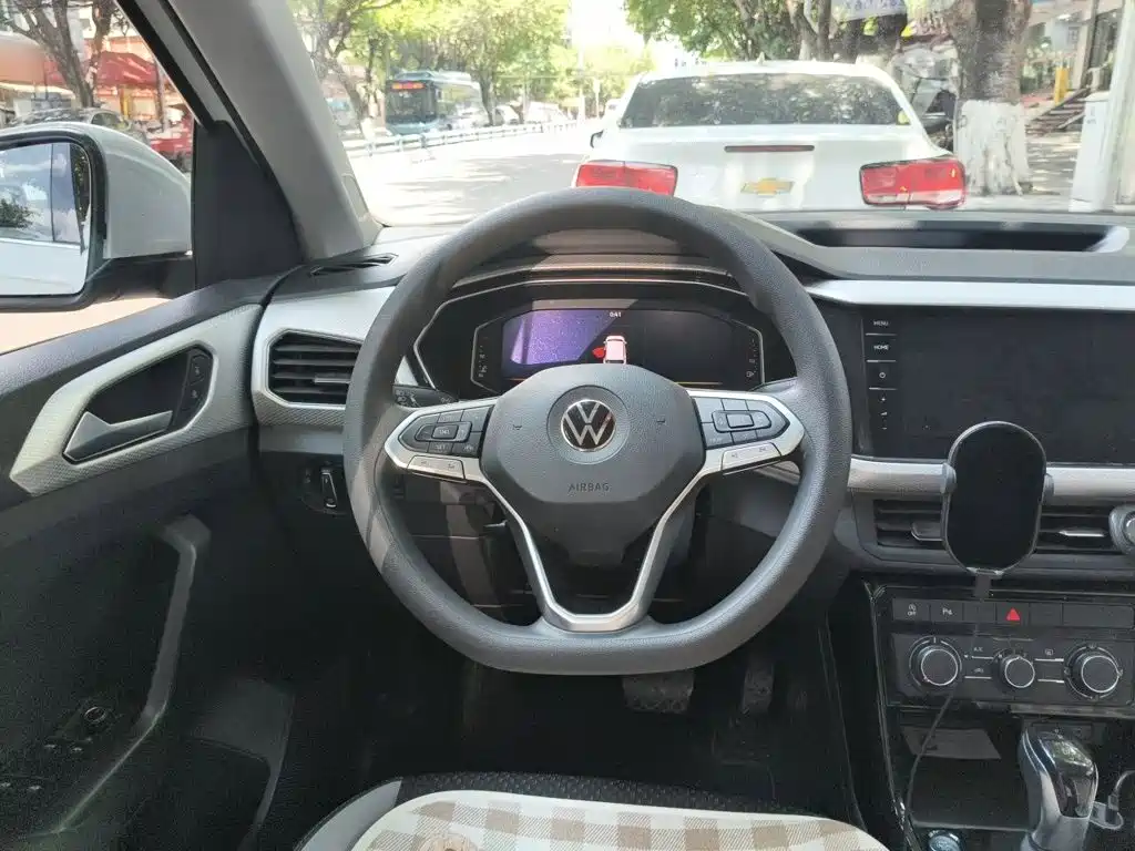 Volkswagen Tanying, миниатюра 3