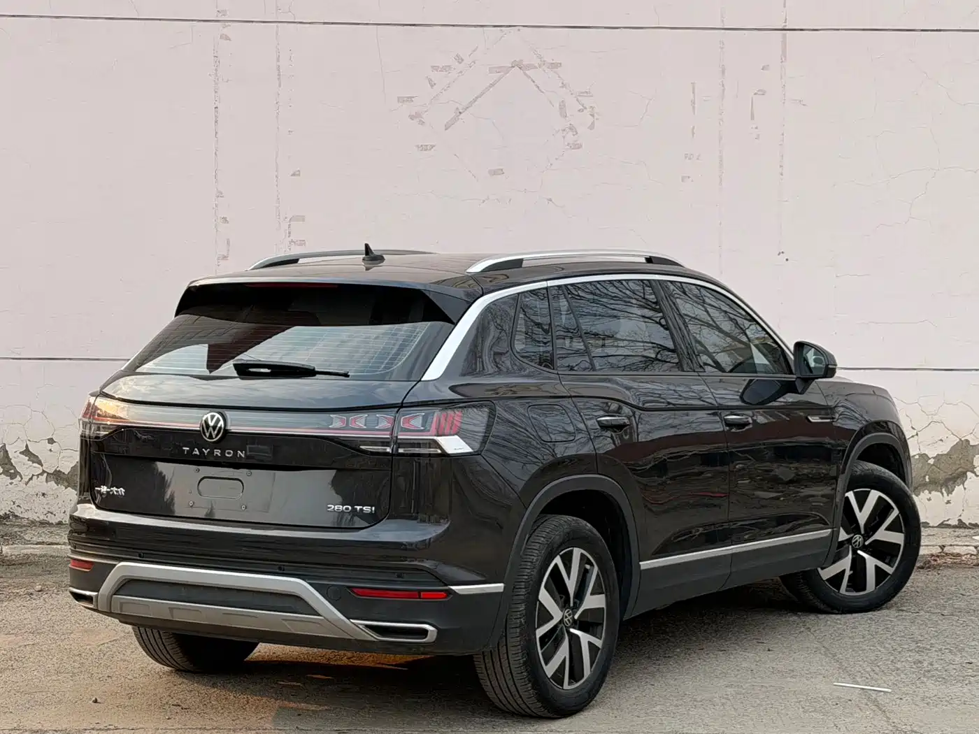 Volkswagen Tayron 2023 280TSI 2WD Luxury Plus Advanced Edition фото 4