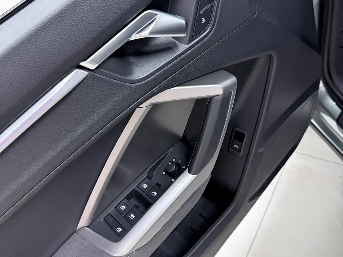 Audi Q3 2022 35 TFSI Fashion Dynamic фото 22