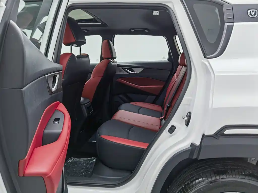 Changan CS35 PLUS 2024 2023 Enjoyment Edition 1.4T DCT Luxury