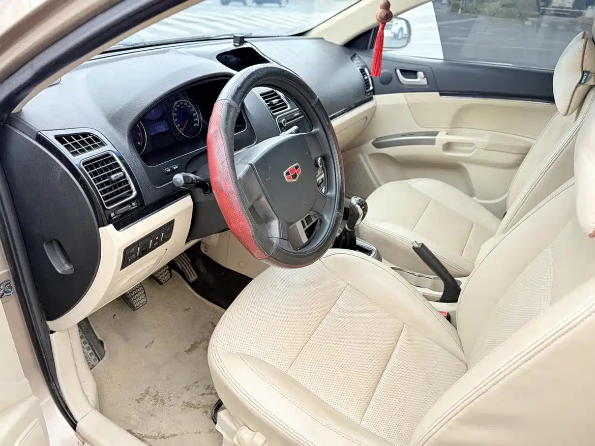 Geely Classic Emgrand 2013 2013 Sedan 1.5L MT Elite
