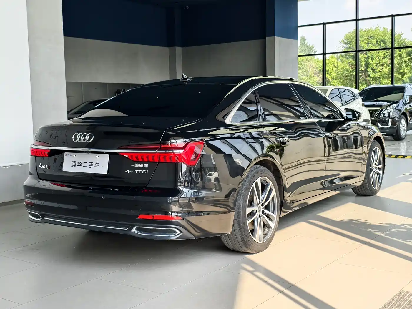 Audi A6L 2021 45 TFSI Exclusive Elegance фото 5