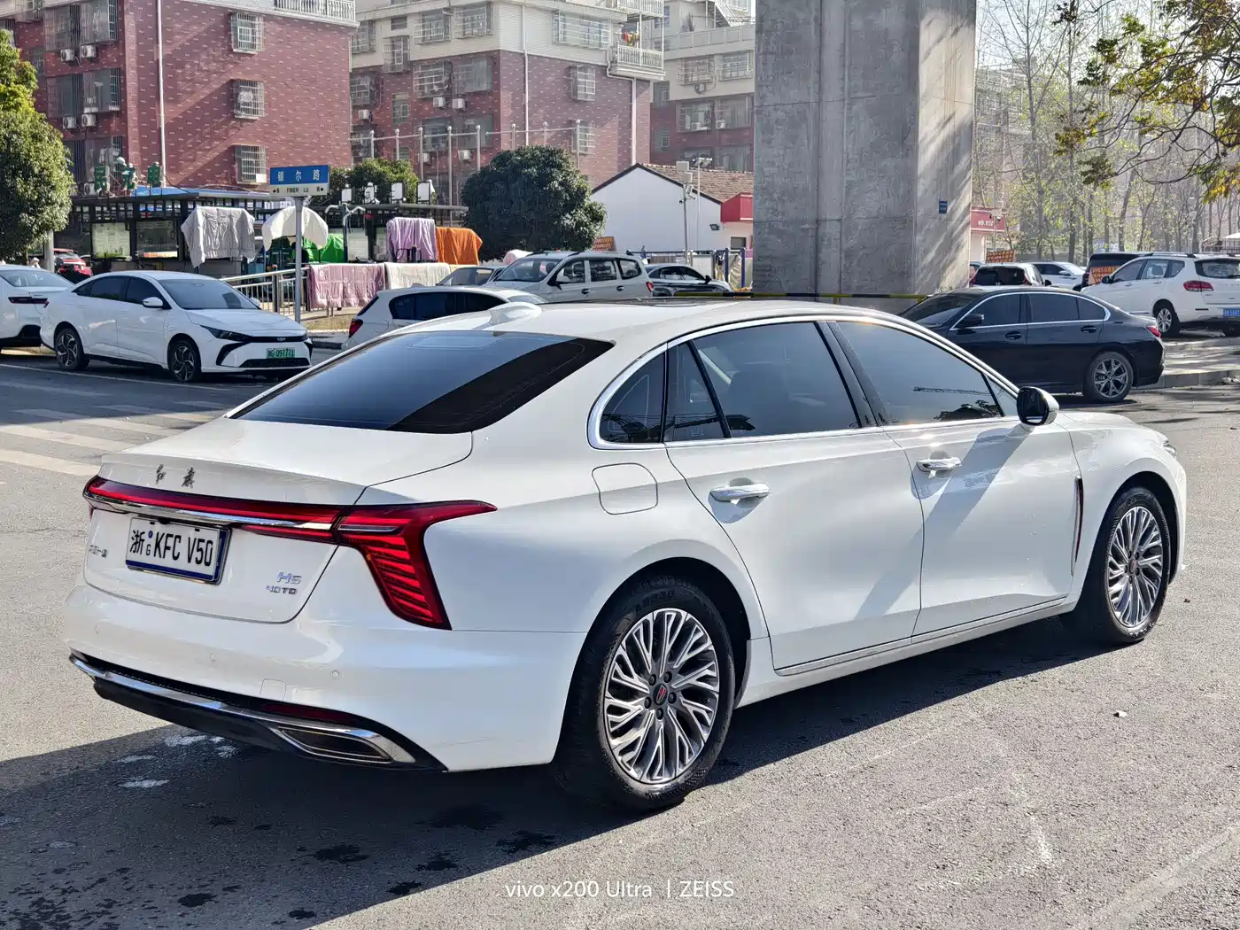 Hongqi H5 2023 2.0T Auto Smart Connect Flag Comfort фото 12