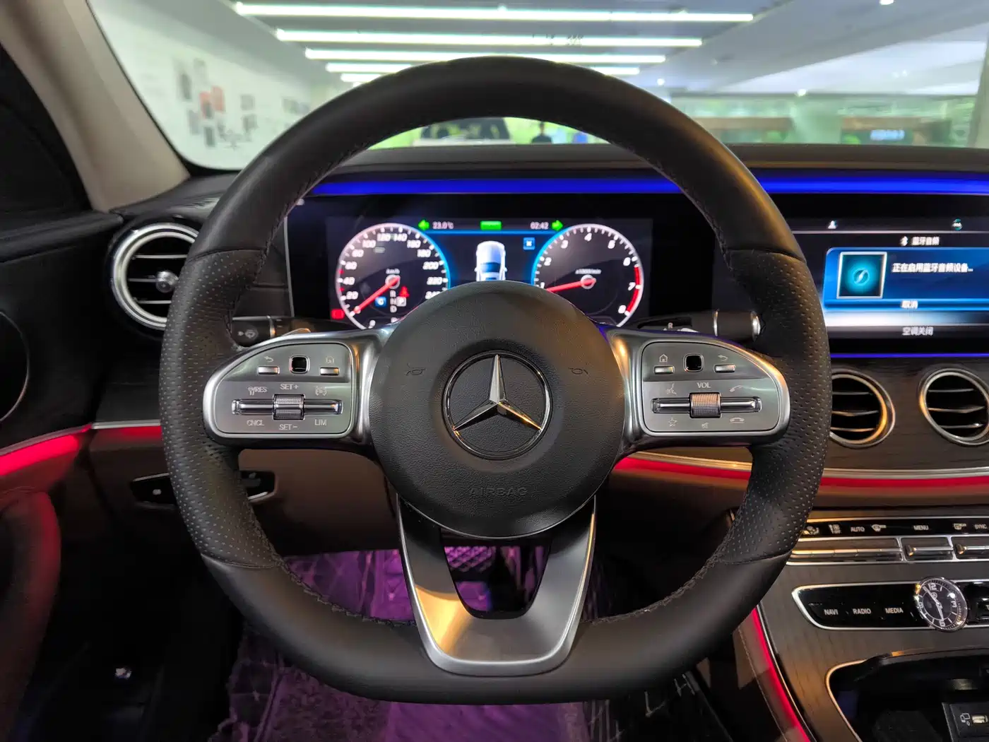 Mercedes-Benz E-Class 2020 Model E 260 L Sport фото 9