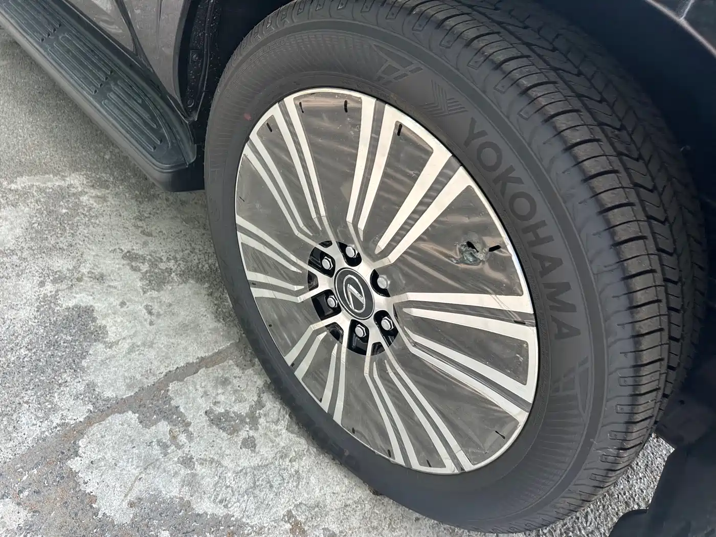 Lexus LX 2025 700h Boundary Edition фото 13