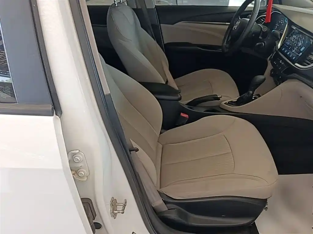 Buick Excelle 2015 15N Automatic Elite фото 25