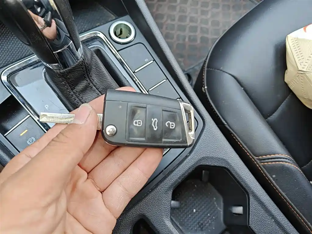 Volkswagen Bora 2023 200TSI DSG Yuexing PRO Edition фото 12