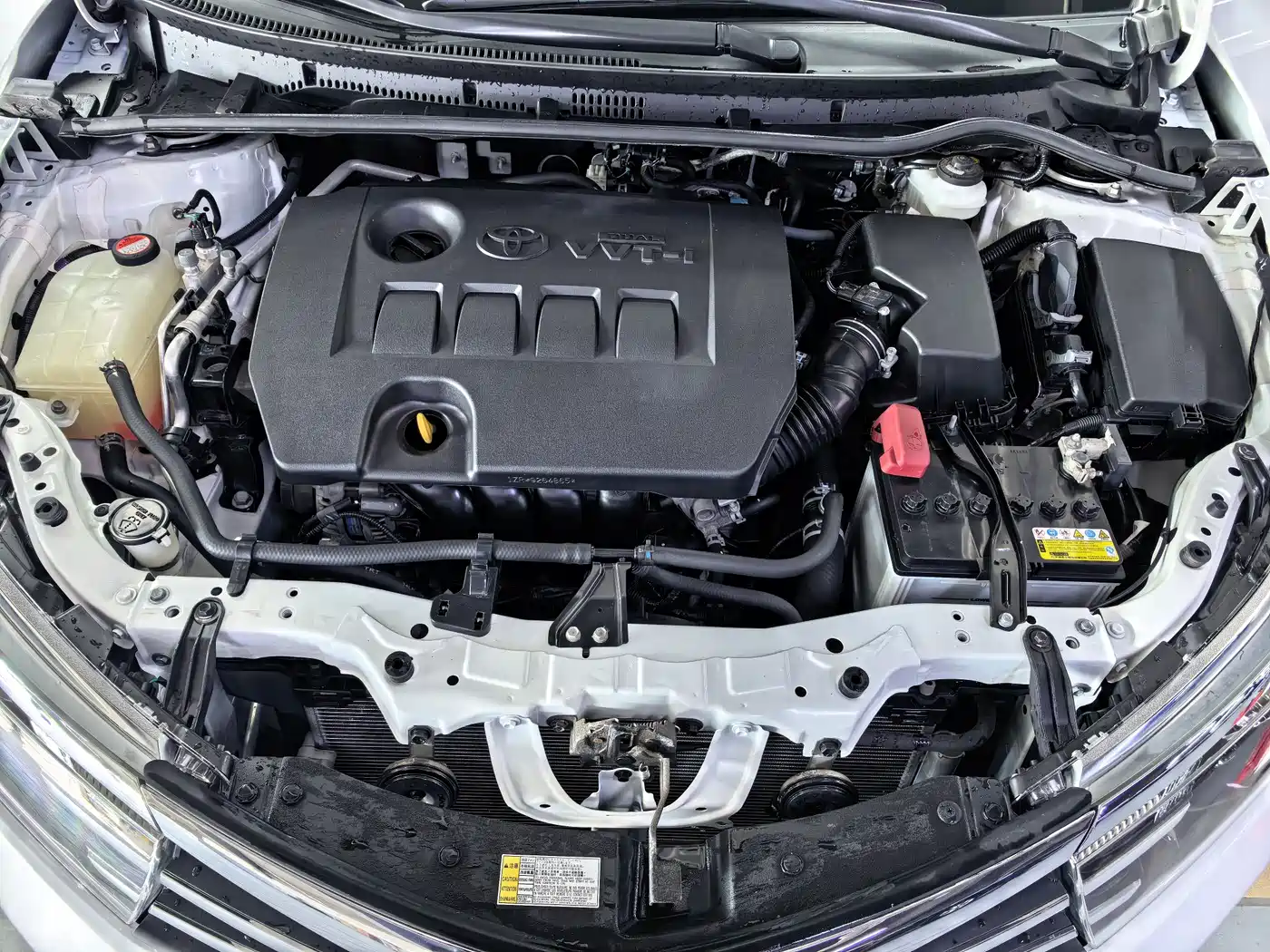 Toyota Corolla 2017 1.6L CVT GL фото 10