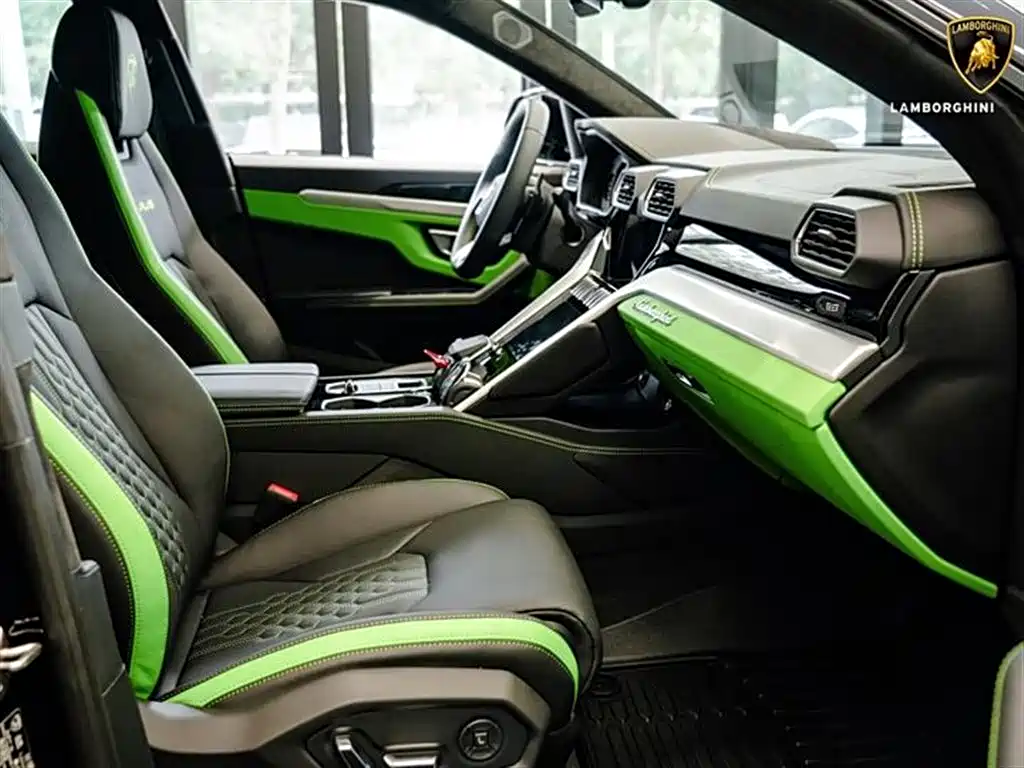 Lamborghini Urus 2021 4.0T V8 фото 7
