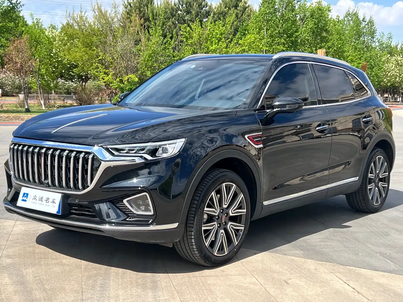 Hongqi HS5 2022 2.0T Smart Connect Premium Edition