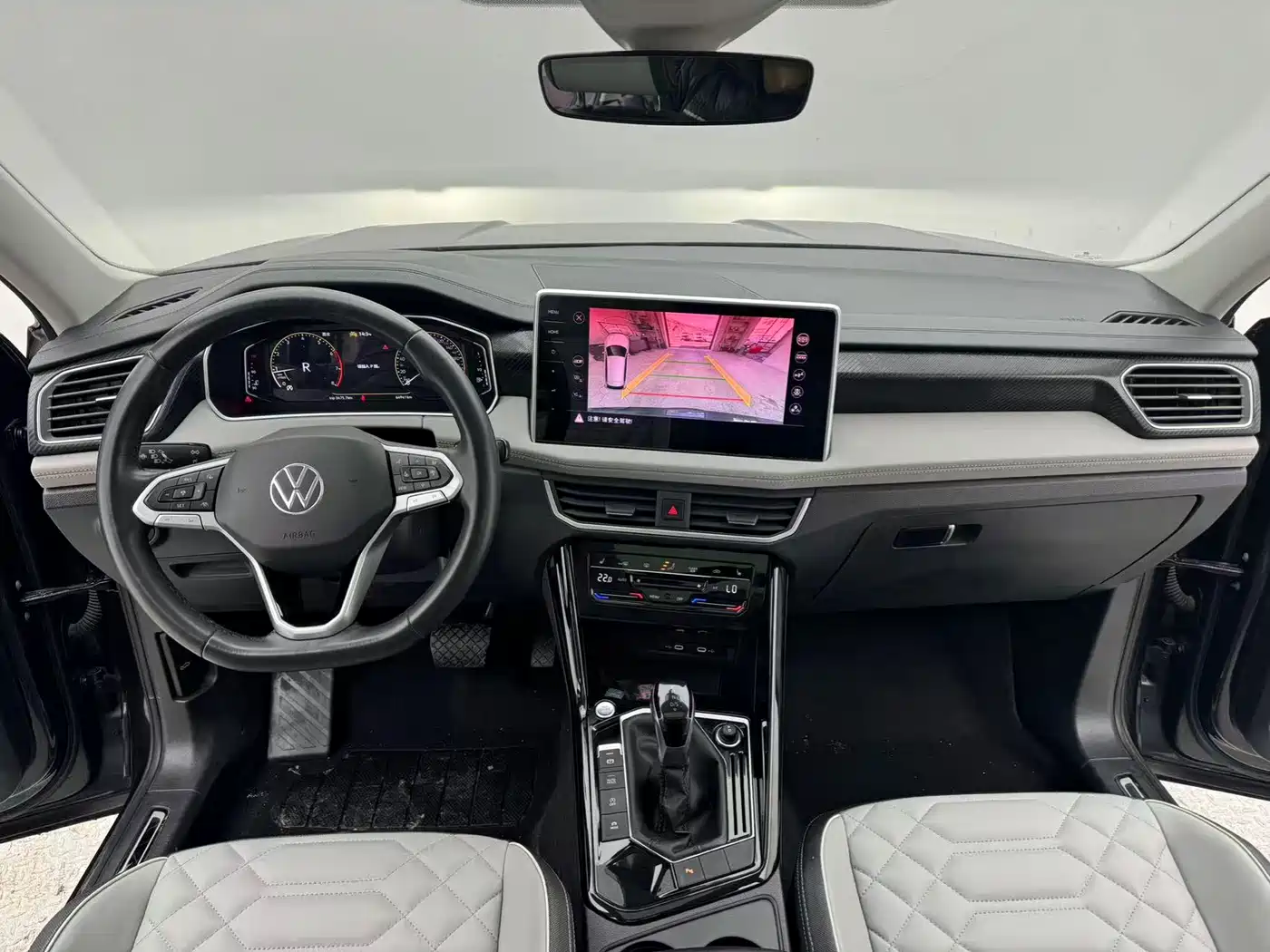Volkswagen Tayron 2023 280TSI 2WD Luxury Plus Advanced Edition фото 18