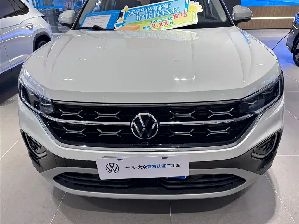 Volkswagen Tayron 2023 300TSI 2WD Luxury Plus Advanced Edition фото 3