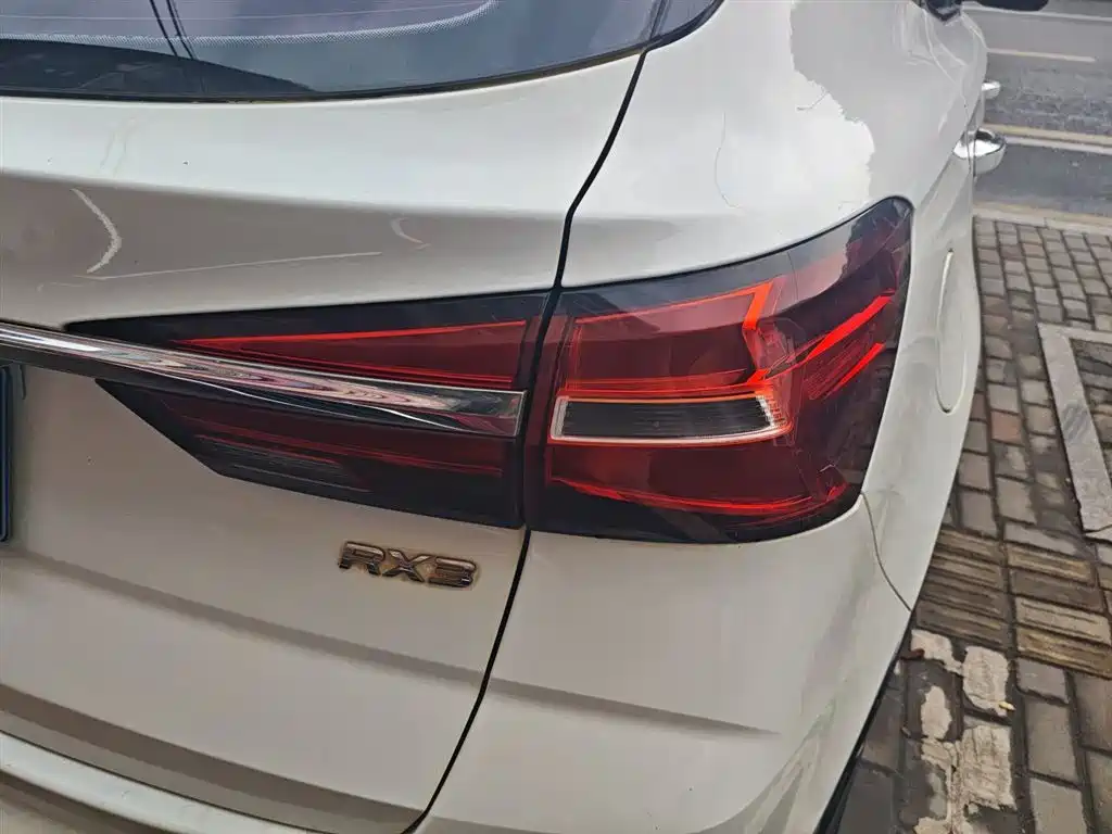 Roewe RX3 2018 2018 1.6L Manual Flagship