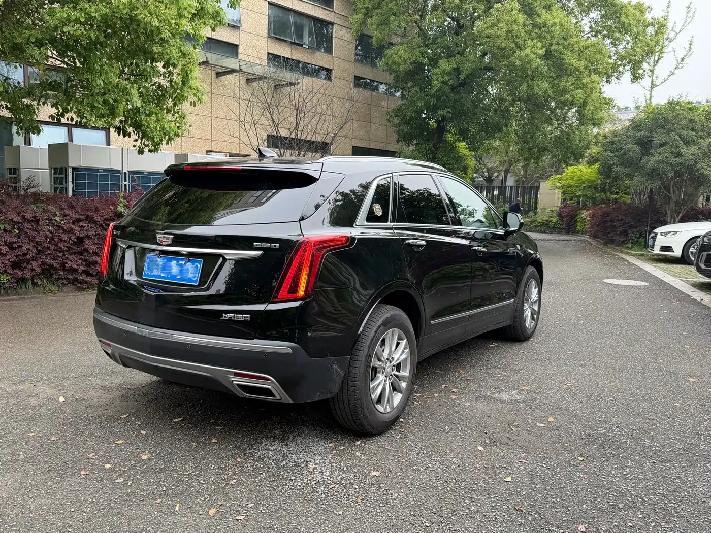 Cadillac XT5 2022 2.0T 2WD Luxury фото 5