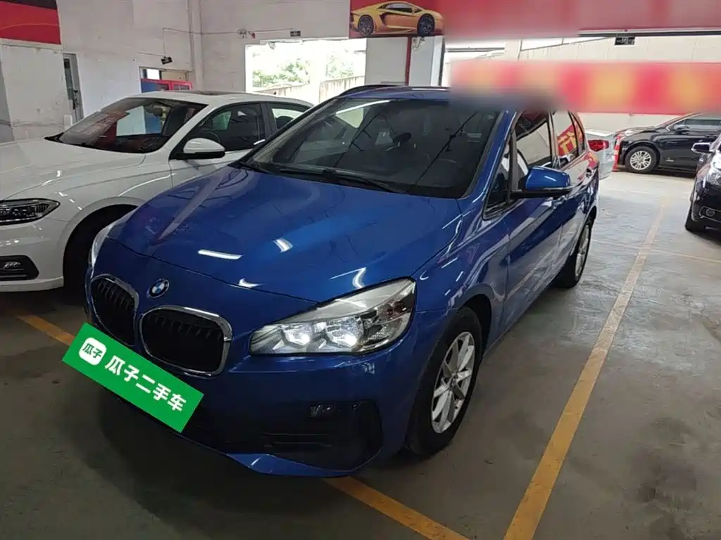 BMW 2 Series Touring 2018 218i Sport Line