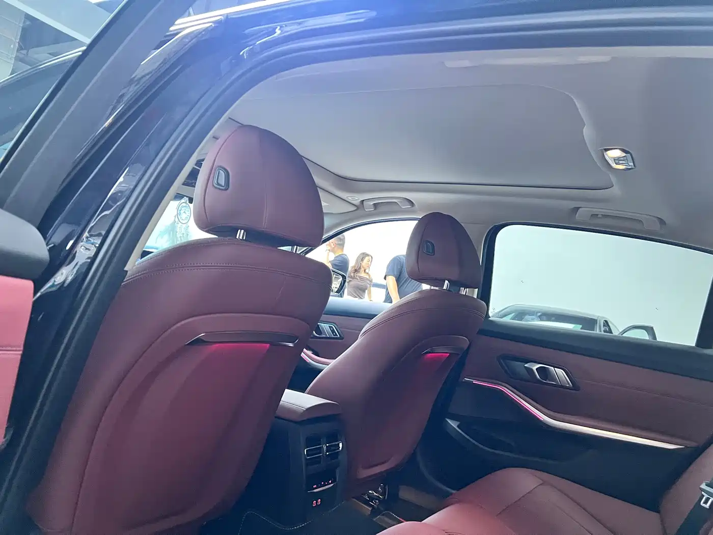 BMW 3 Series 2023 325Li M Sport Package фото 12