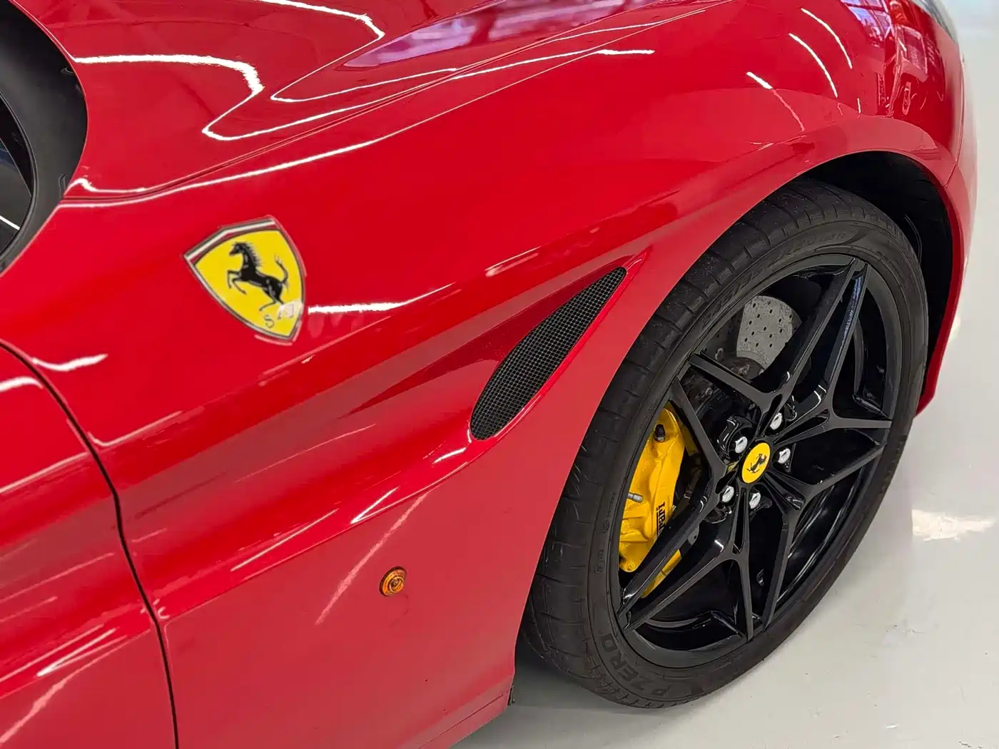 Ferrari California T 2015 2015 3.9T Standard