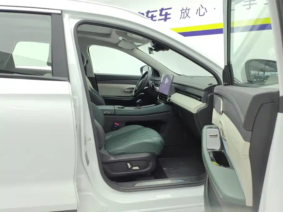 Jetour Shanhai L9 2024 2024 1.5TD 2DHT Pro 7-Seater