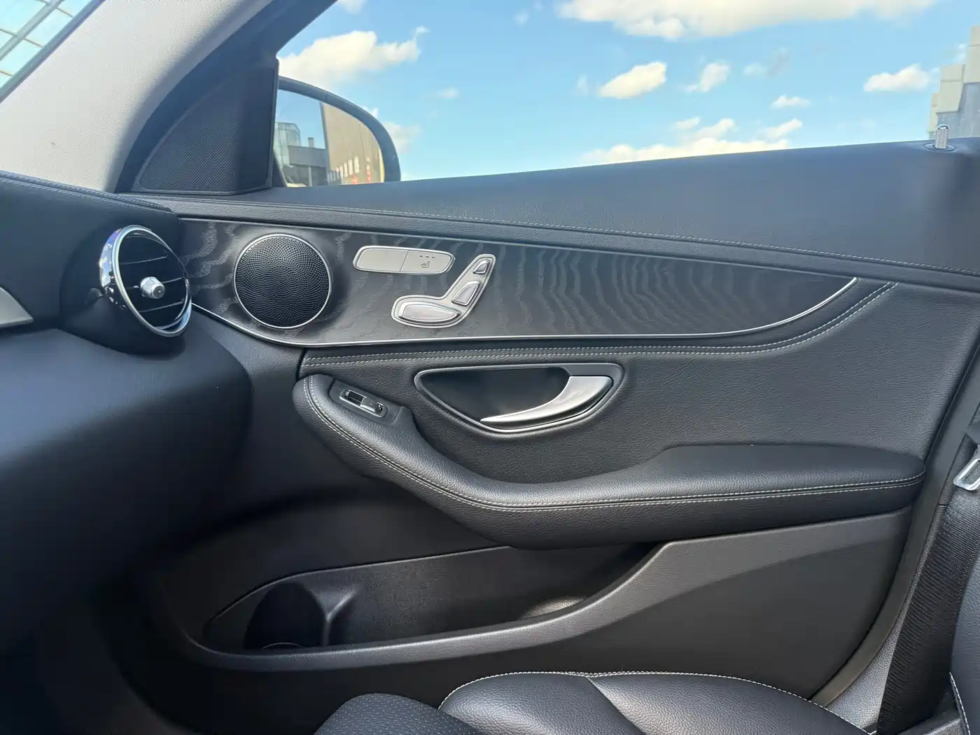 Mercedes-Benz C-Class 2019 Facelift C 260 L Sport фото 28