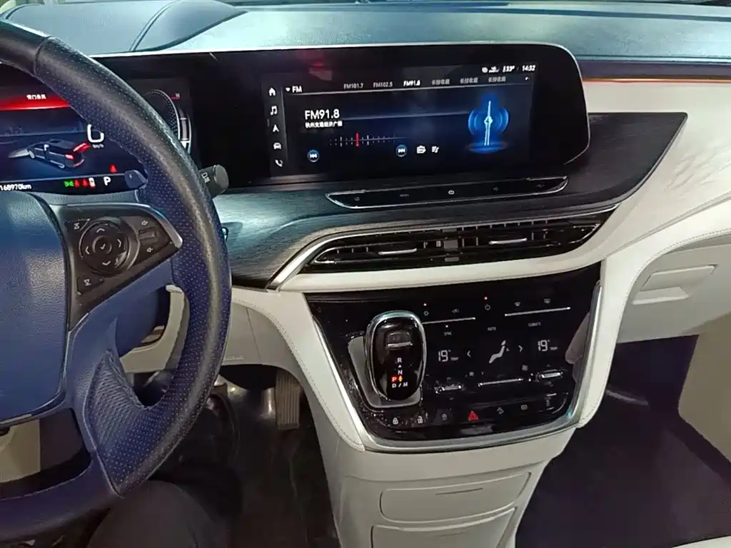 Buick GL8 2020 Avenir Four-Seat Prestige Edition фото 20