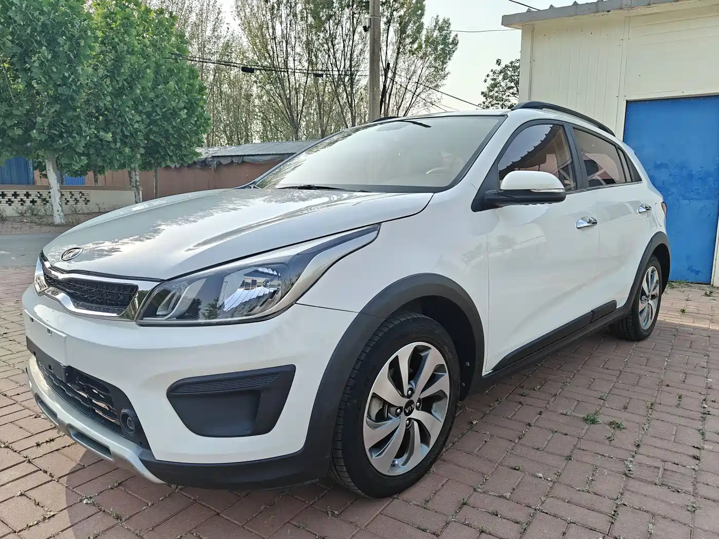 Kia KX CROSS 2017 1.4L AT GLS