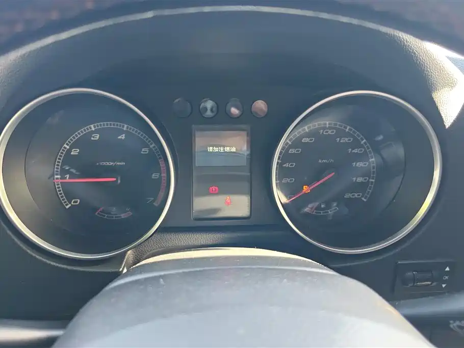 BAIC ORV Beijing Off-Road F40 2019 2.3T Automatic Magic Cube Edition фото 13