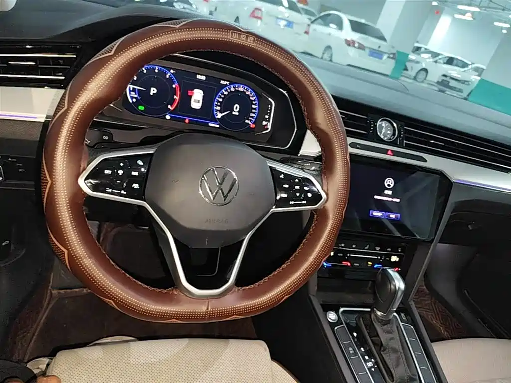 Volkswagen Magotan 2023 Model 2 Million Commemorative Edition 330TSI DSG Luxury фото 6