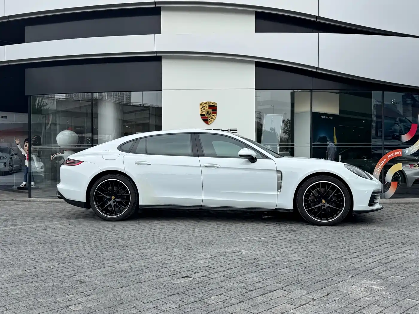 Porsche Panamera 2019 Panamera 2.9T фото 4