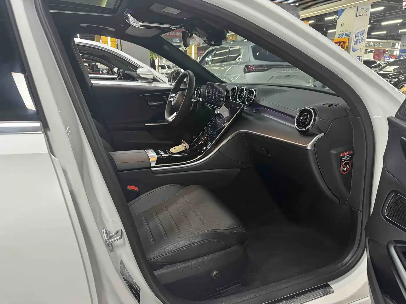 Mercedes-Benz C-Class 2022 C 200 L Sport Version фото 4