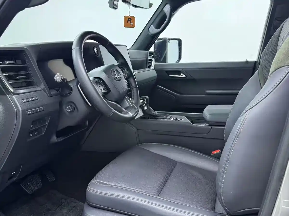 Lexus GX 2024 OVERTRAIL Summit Edition фото 4