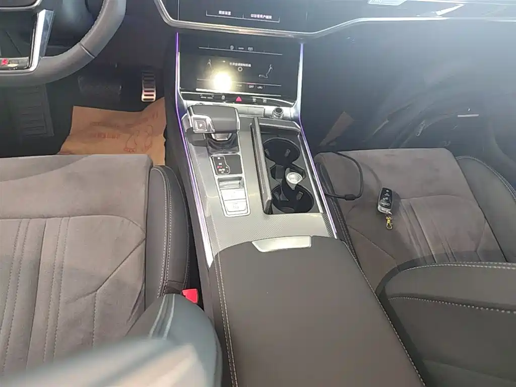 Audi A6L 2023 Facelift 40 TFSI Luxury Dynamic фото 14