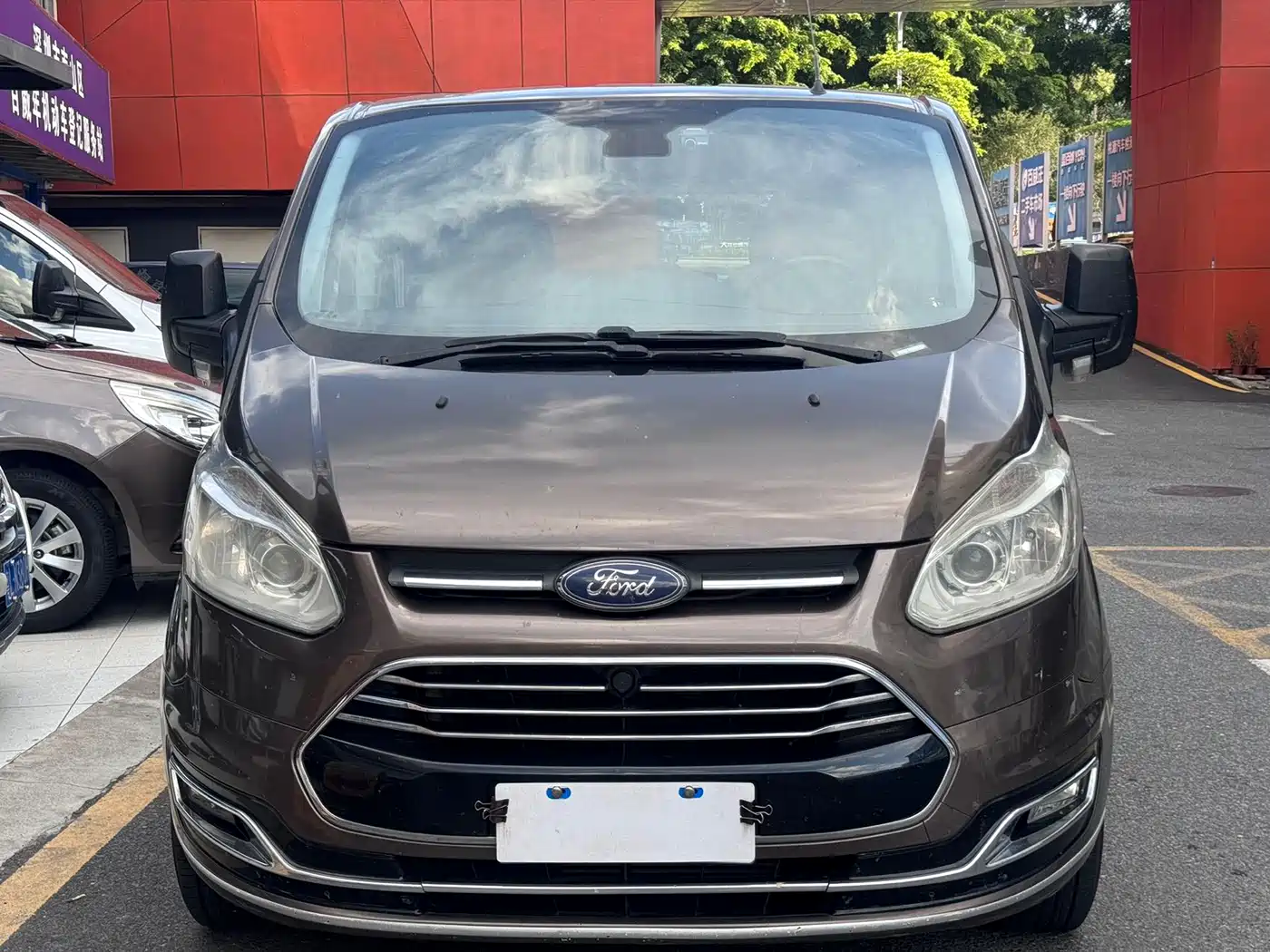 Ford Tourneo 2017 2.0T Automatic Smart Elite Edition фото 2