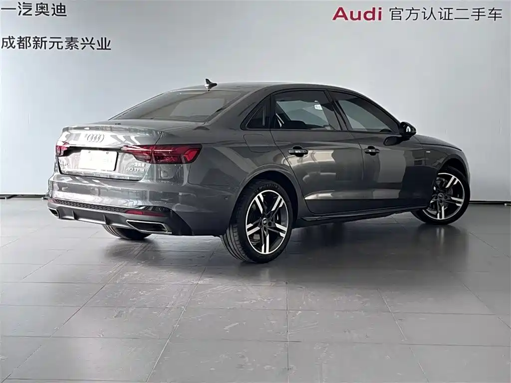 Audi A4L 2022 40 TFSI Luxury Dynamic фото 4