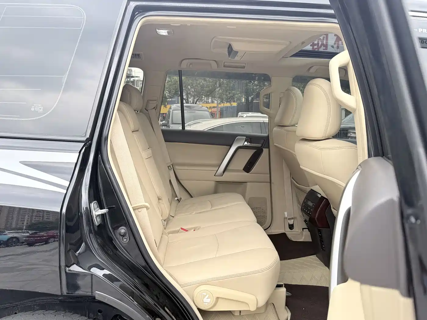 Toyota Prado 2014 4.0L Automatic TX-L NAVI фото 7
