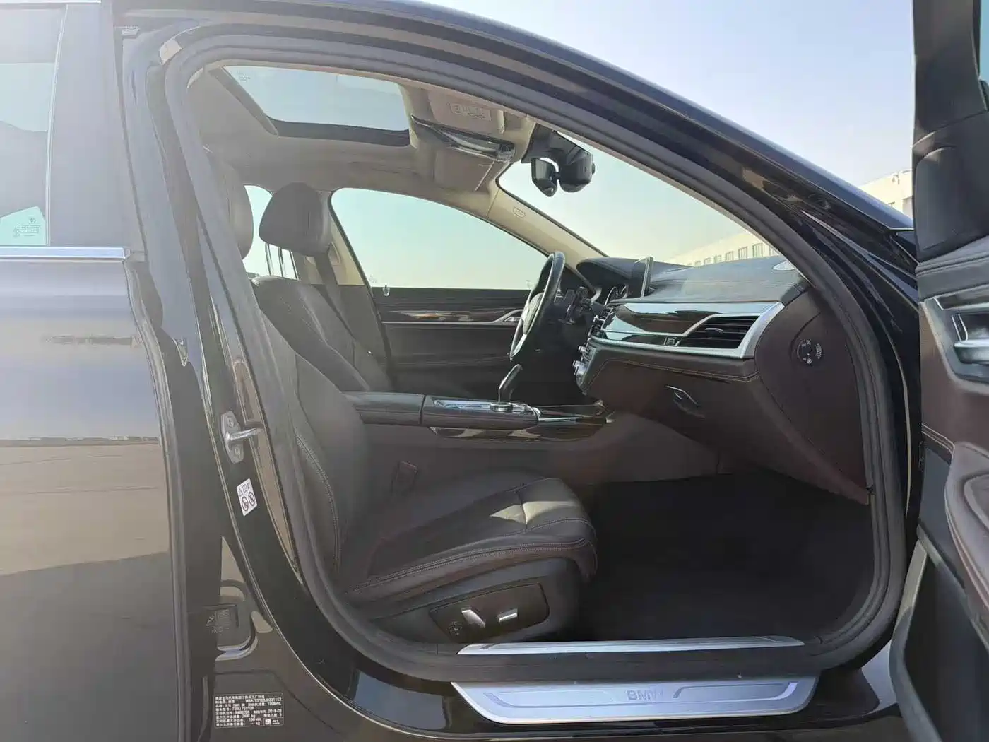 BMW 7 Series 2018 730Li Leading Type Excellence Package фото 8