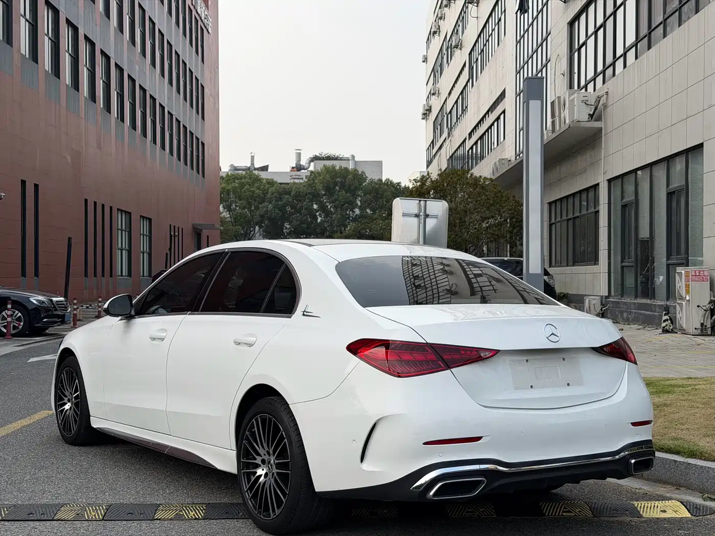 Mercedes-Benz C-Class 2022 C 200 L Sport Version фото 17