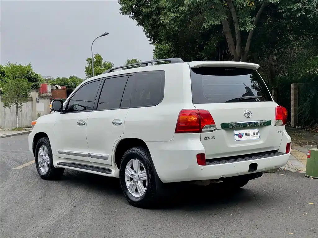 Toyota Land Cruiser (Import) фото 4