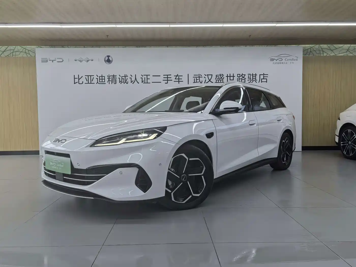 BYD Seal 06 DM-i Touring 2025