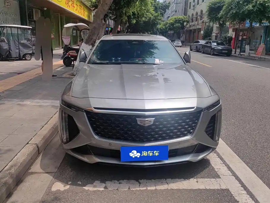 CADILLAC CT6