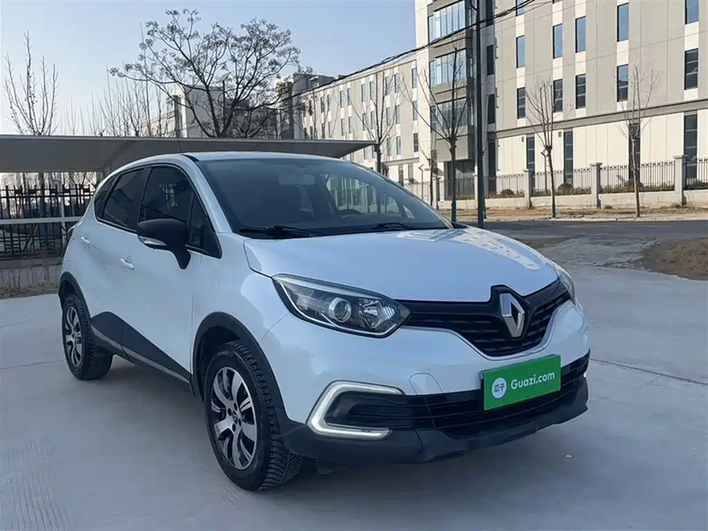 Renault Captur 2019 2018 TCe190 Urban Style