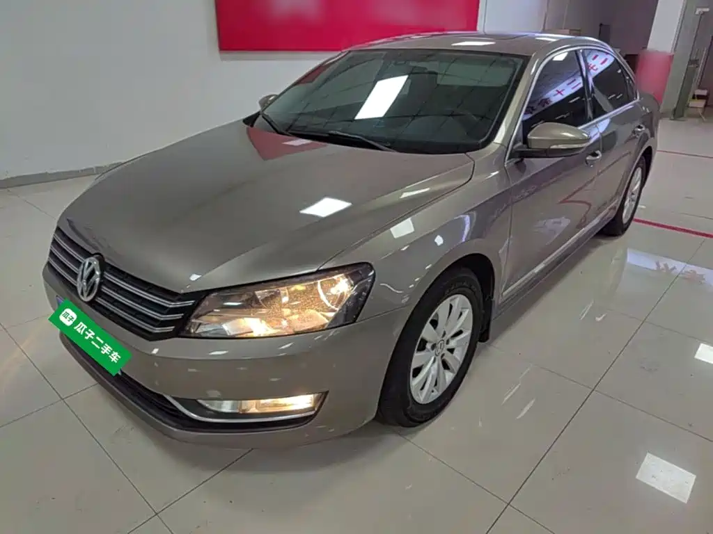 Фото 2 - Volkswagen Passat