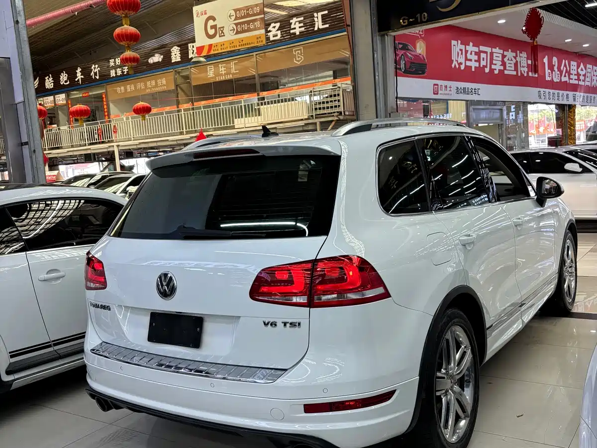 Volkswagen Touareg 2015 3.0TSI Radiance Limited Edition фото 9