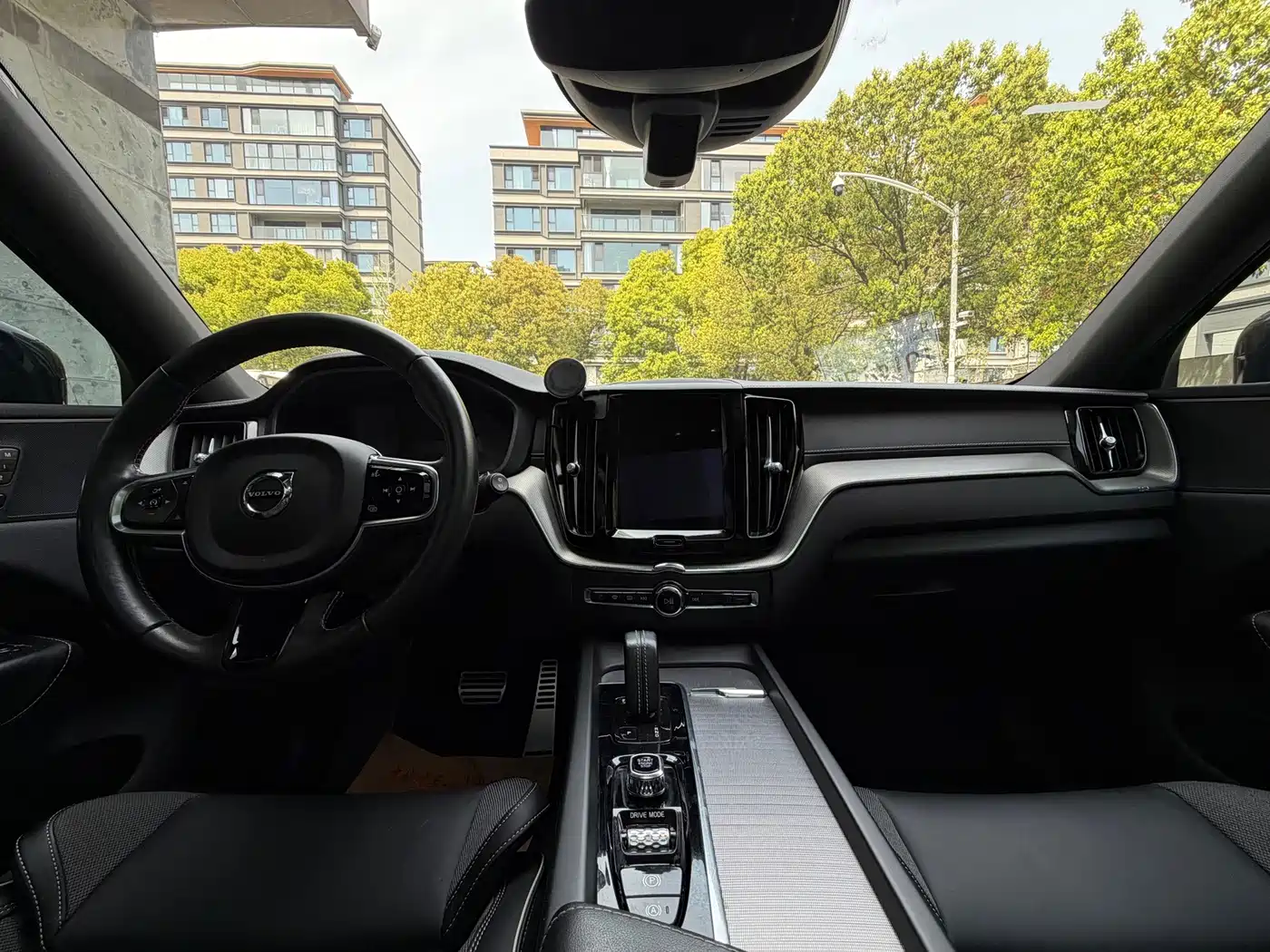 Volvo XC60 Plug-in Hybrid 2020 2021 T8 E-Drive Hybrid Inscription Sport