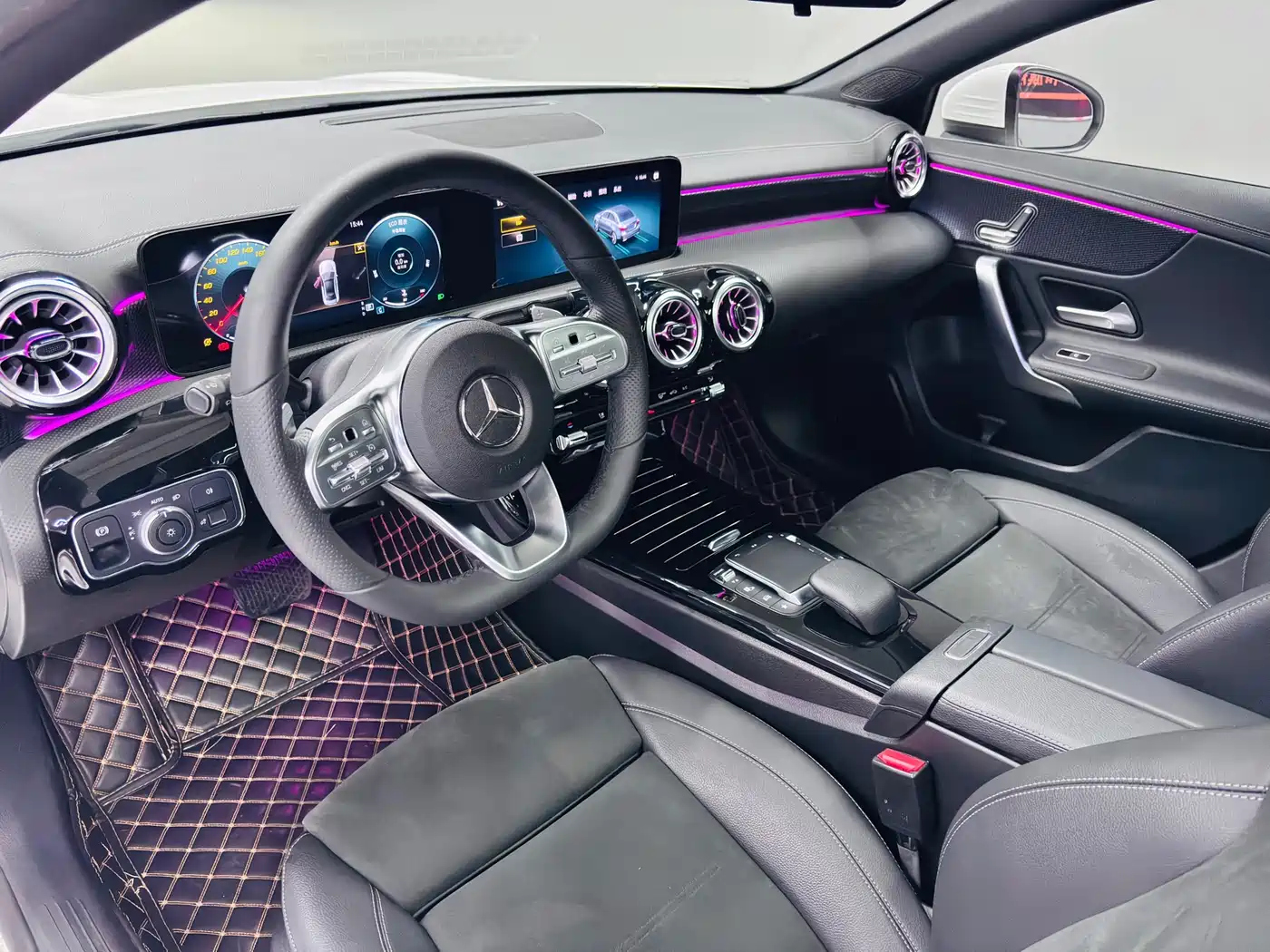 Mercedes-Benz A-Class 2020 A 200 L Sport Sedan фото 9