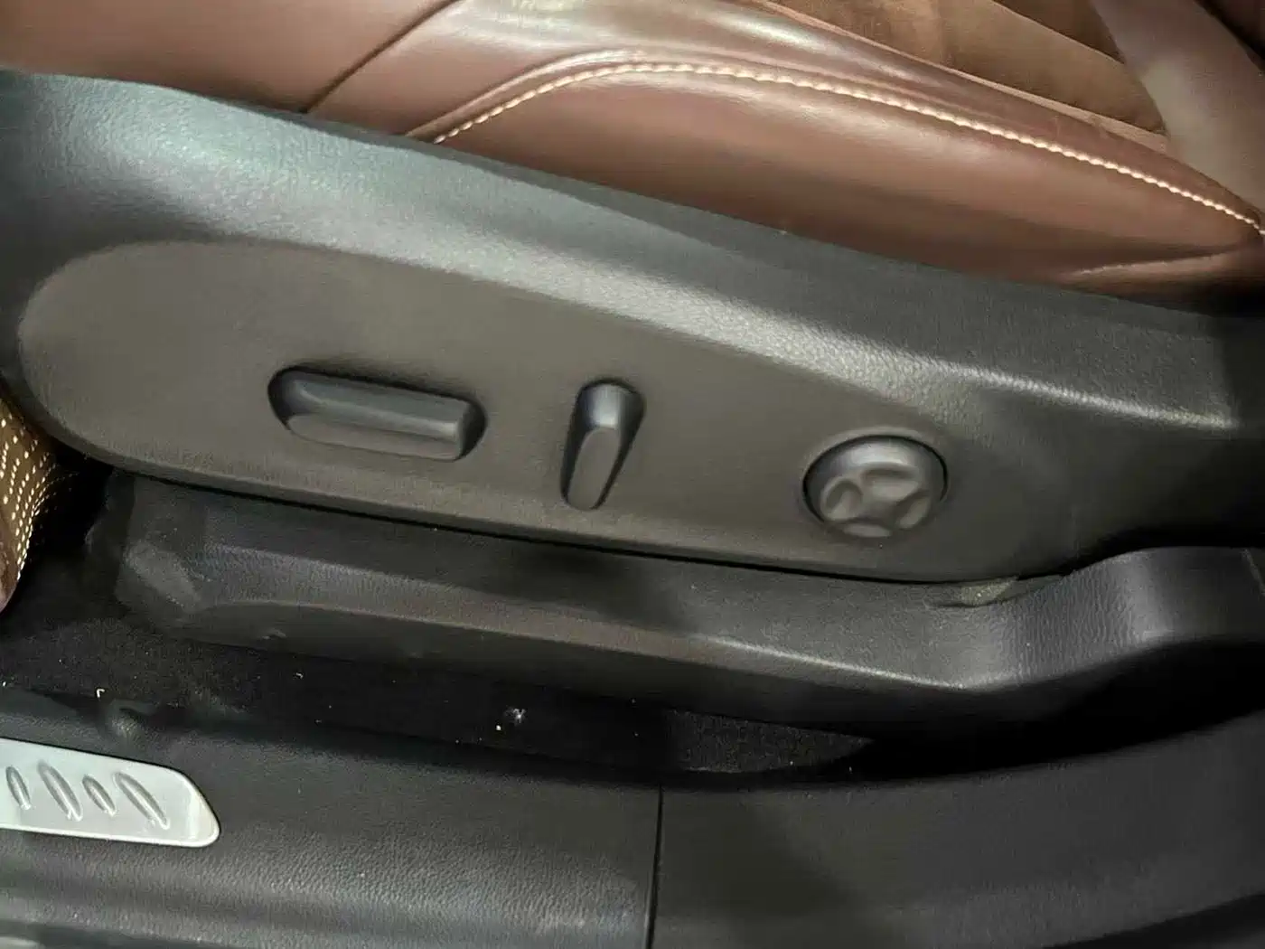 Buick Envision Plus 2016 20T 2WD Elite фото 16