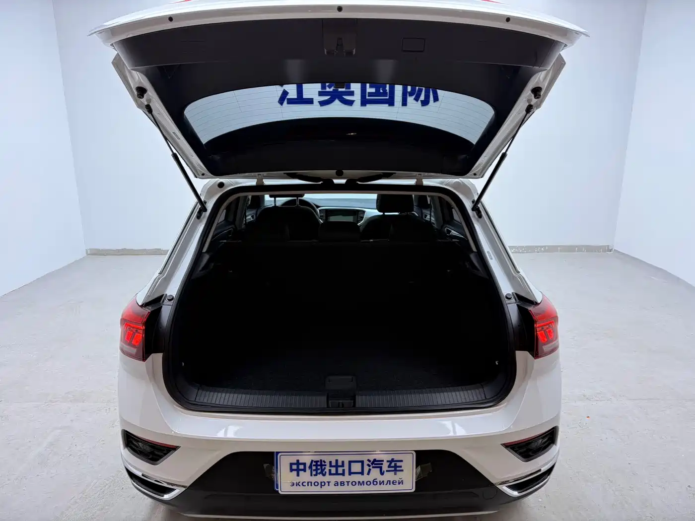 Volkswagen T-ROC 2021 280TSI DSG 2WD Comfort Connected фото 19